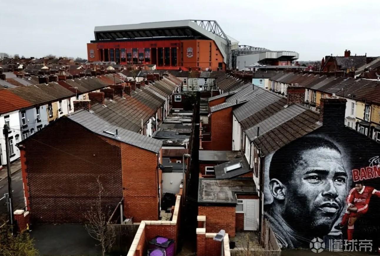 TA：红军多位高管和球员都不住在利物浦，本地球迷和他们疏离