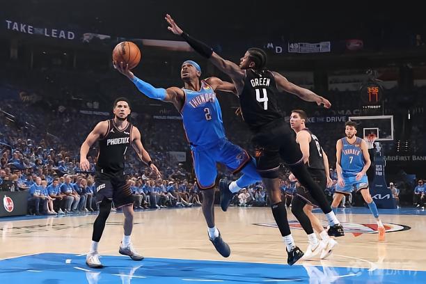 一人对抗一队，亚历山大全场罚球17次，而太阳全队才18次