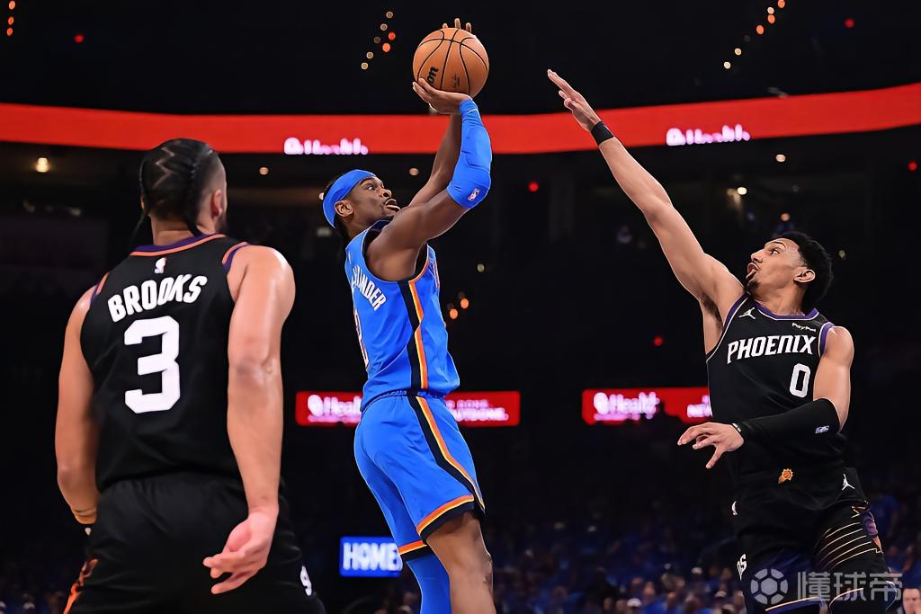 手感不佳，亚历山大18投5中&罚球17中15拿下25分，正负值+24